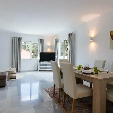 Ivy Marbella